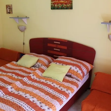 Bed & Breakfast Gabriella Panzio Balatonkenese